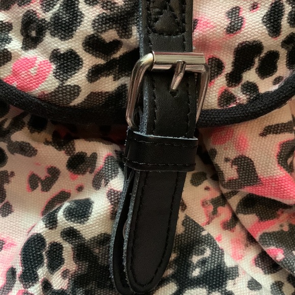 Victoria’s Secret PINK cheetah backpack - Picture 4 of 7